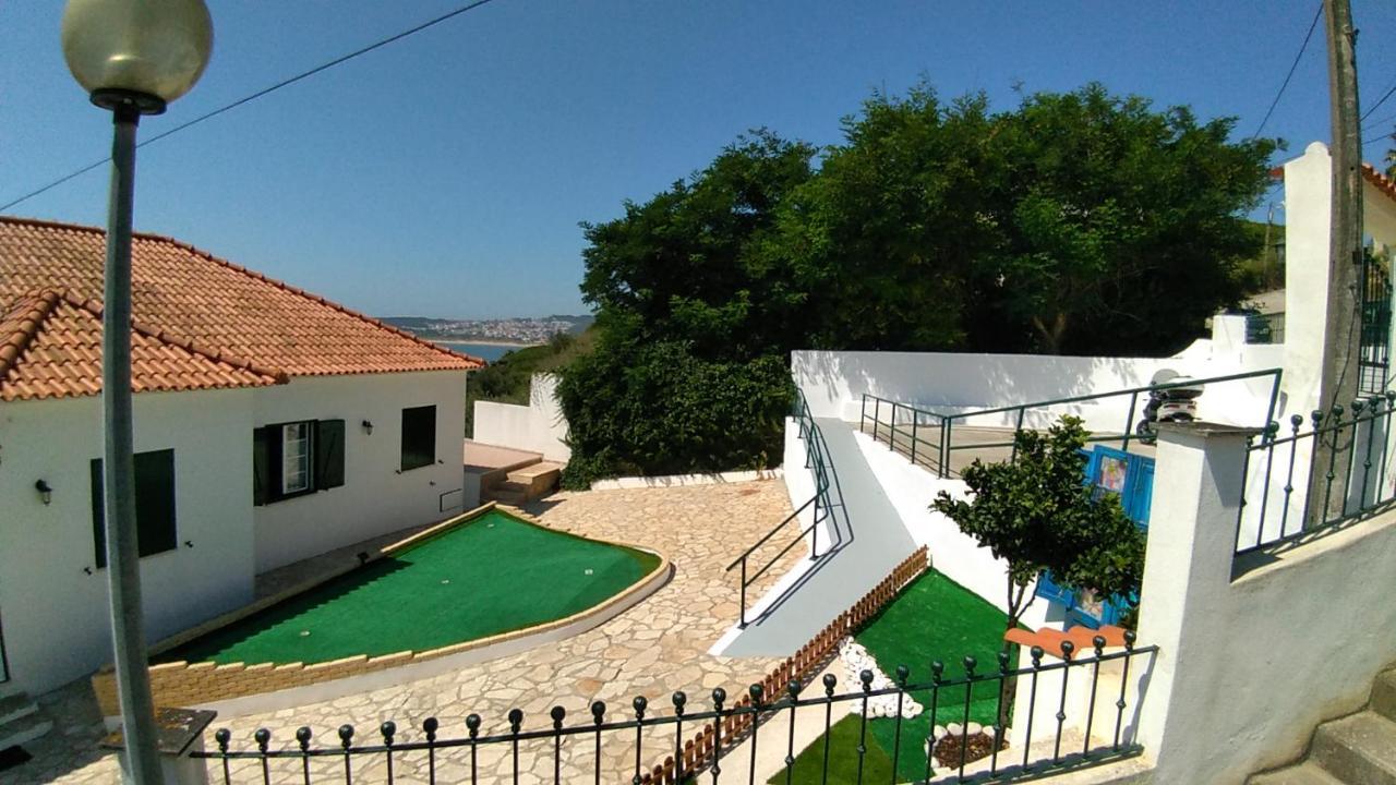 Bed and Breakfast Vistalmar Sao Martinho Сан-Мартінню-ду-Порту Екстер'єр фото