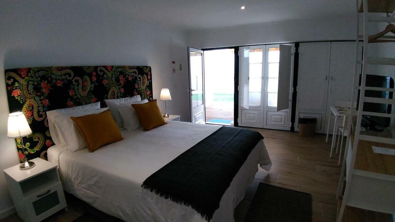 Bed and Breakfast Vistalmar Sao Martinho Сан-Мартінню-ду-Порту Екстер'єр фото